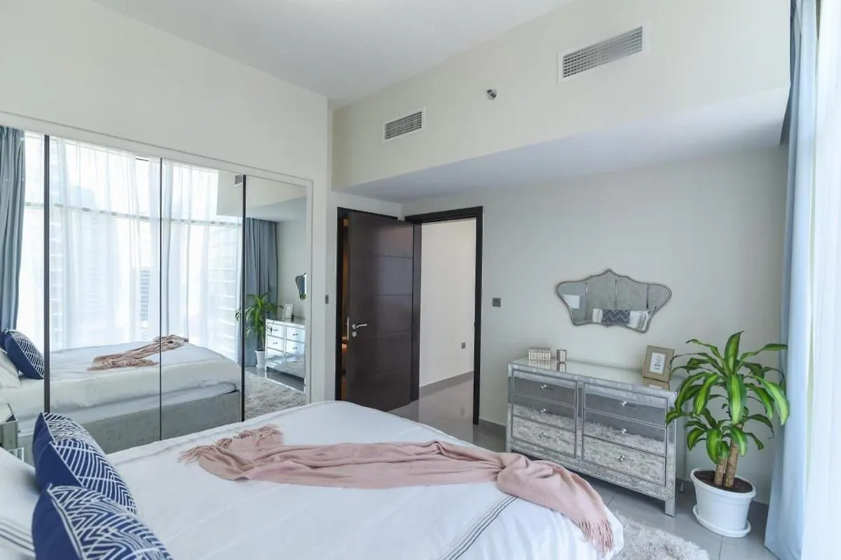 Luxury Apartment - Prime Business Bay Location, 7 Min To Dubai Mall 0*,  United Arab Emirates